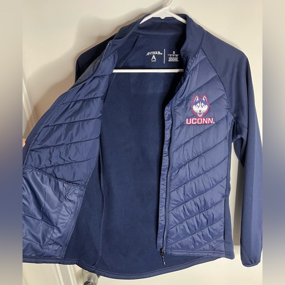 Antigua Women's UConn Navy Blue Puffer Jacket - Picture 9 of 12